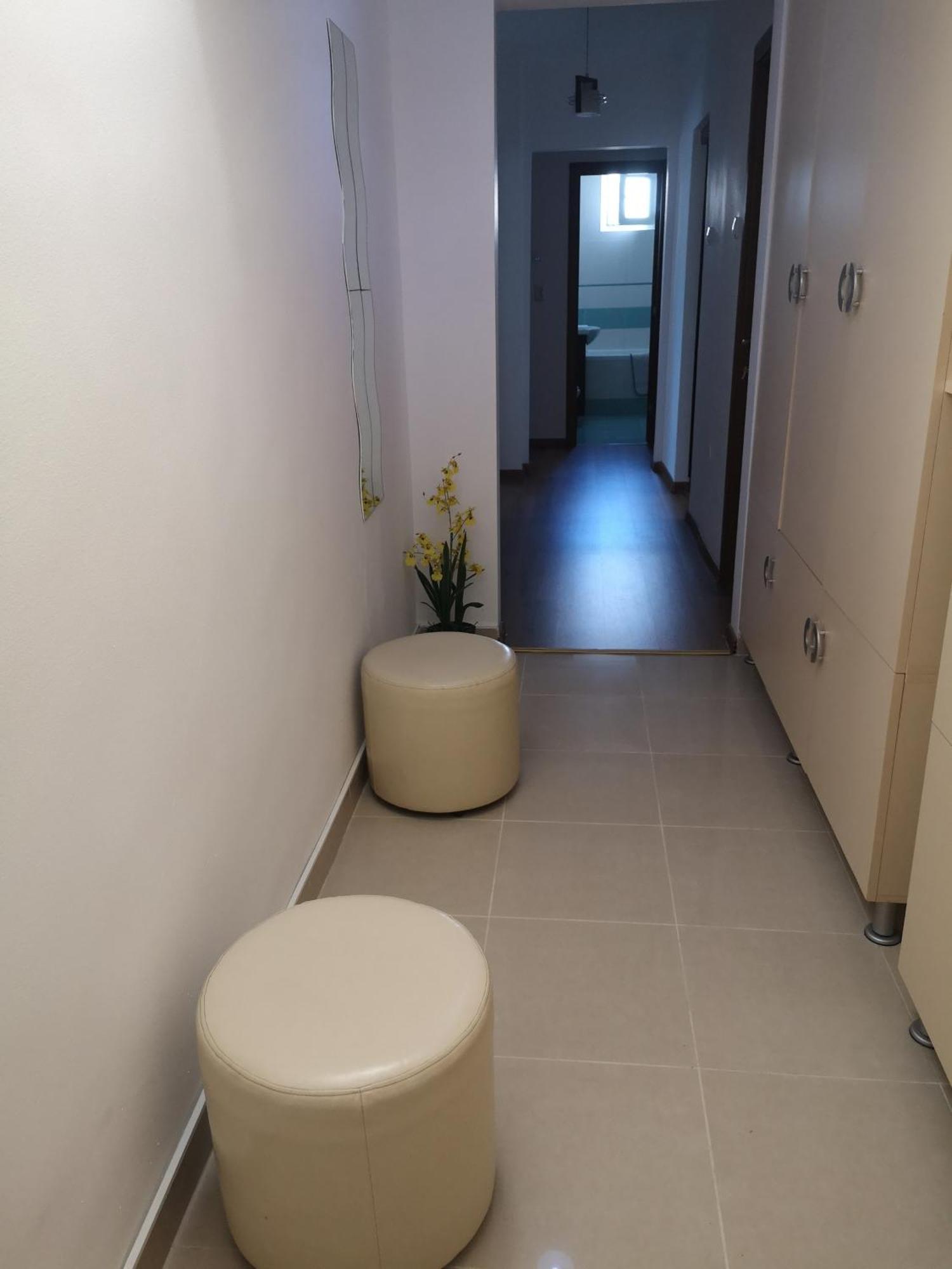 Apartment Vultur - 3 Rooms, 2 Bathrooms Targu Mures