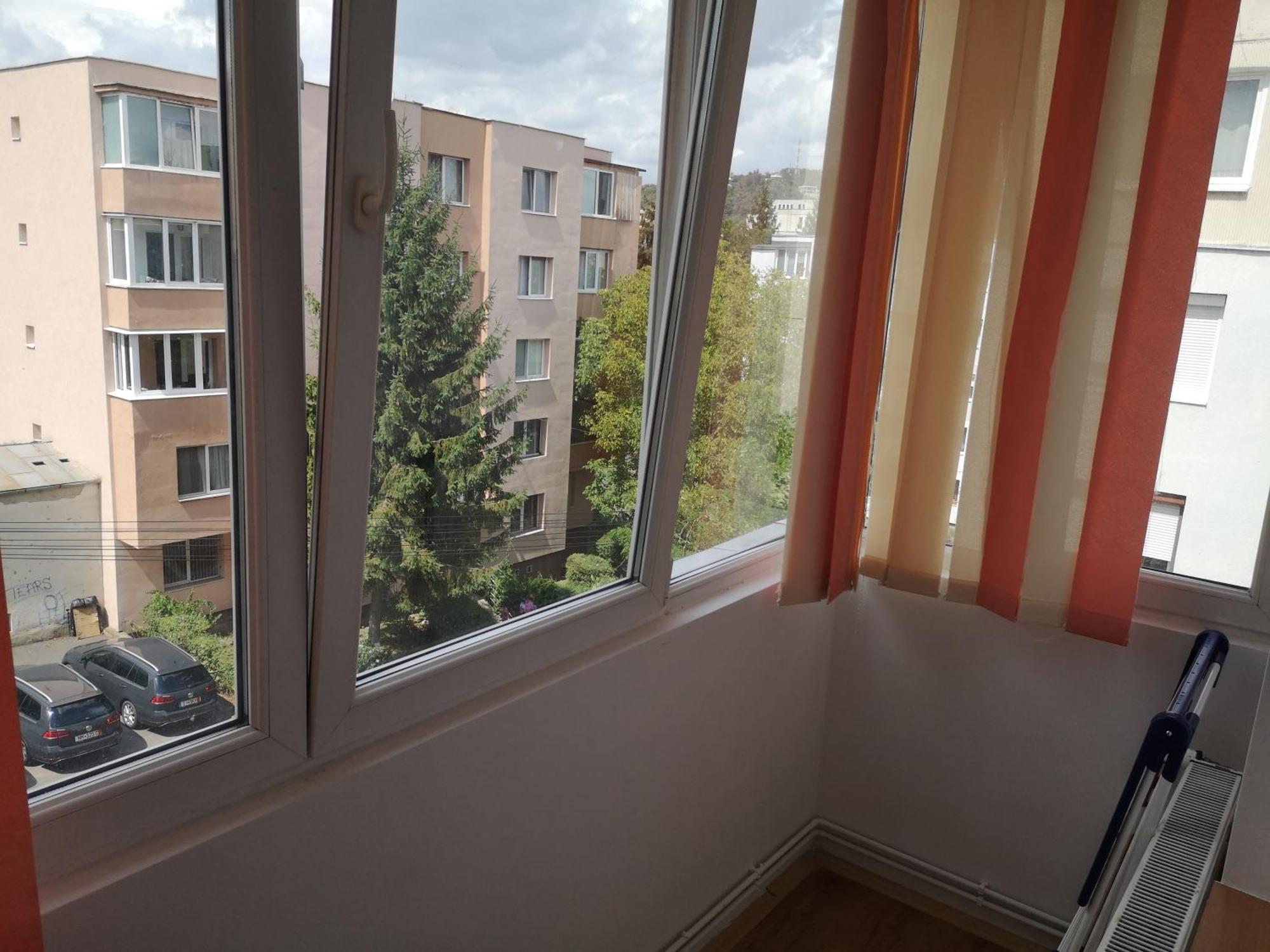 Vultur - 3 Rooms, 2 Bathrooms * Targu Mures